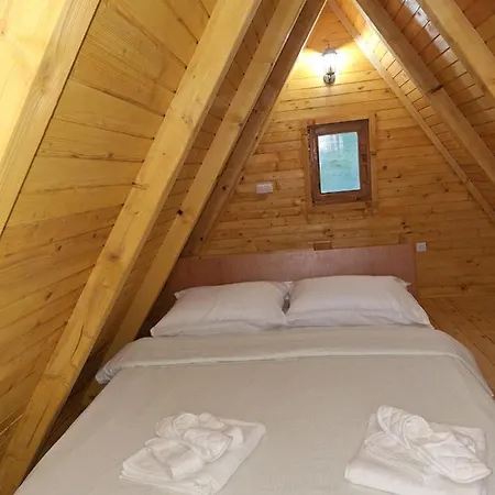 Vikendica I Odmaraliste Julie, Sarajevo-jahorina Tvrdinici