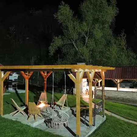 Vikendica I Odmaraliste Julie, Sarajevo-jahorina * Tvrdinici