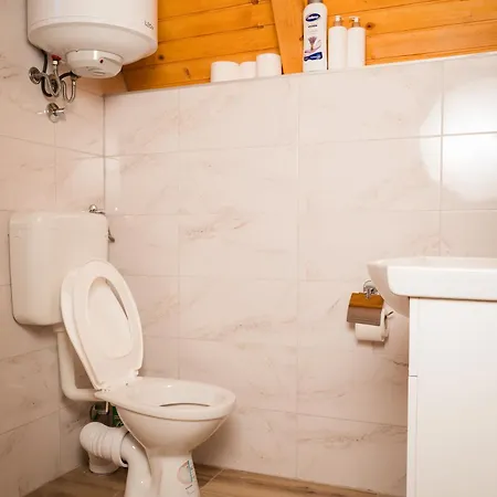 Vikendica I Odmaraliste Julie, Sarajevo-jahorina Tvrdinici