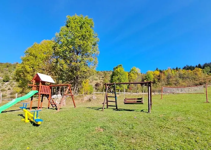 Vikendica I Odmaraliste Julie, Sarajevo-jahorina * Tvrdinici