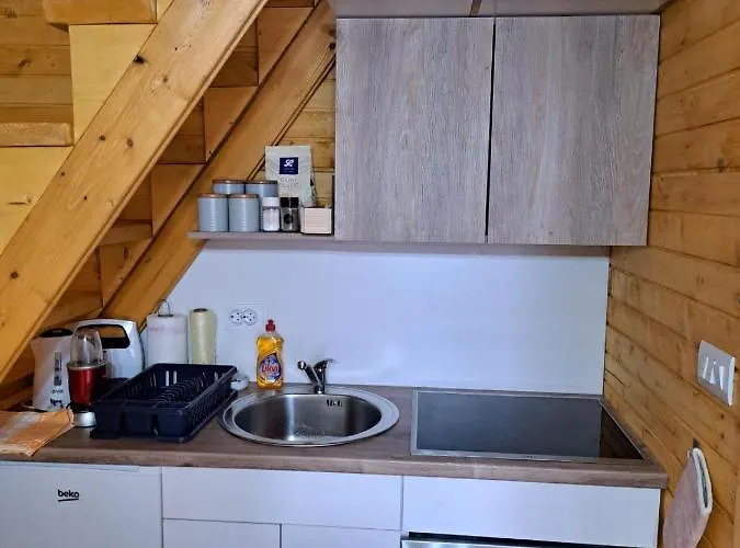 Vikendica I Odmaraliste Julie, Sarajevo-jahorina * Tvrdinici